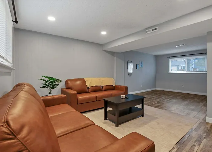 Modern 4br Retreat Fenced Yard Near Easton * Columbus