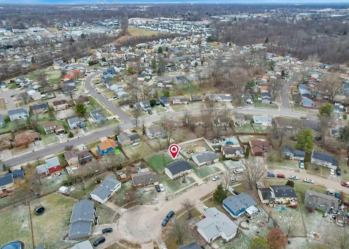 Modern 4br Retreat Fenced Yard Near Easton Holiday home